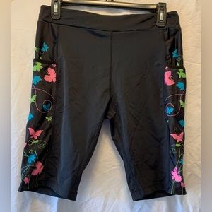 BEROY Bike shorts women’s large, black.